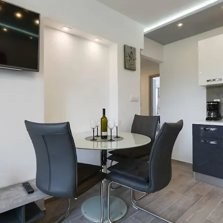 Reza Luxury Apartment *