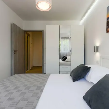 Reza Luxury Apartment *