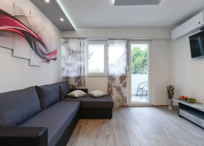 Reza Luxury