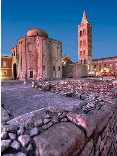 Апартаменты Reza Luxury *