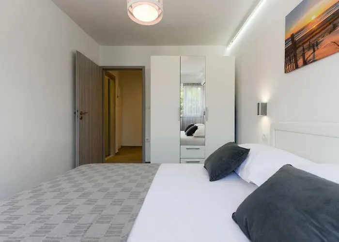 Reza Luxury Апартаменты *