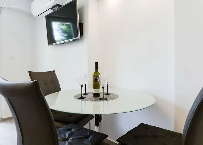 Reza Luxury Апартаменты Задар